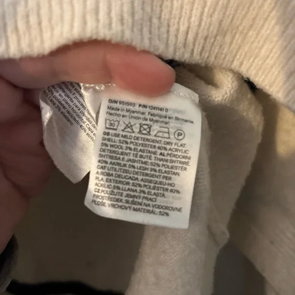 H&M Beige Knit Maternity Wool Sweater - Picture 8 of 8